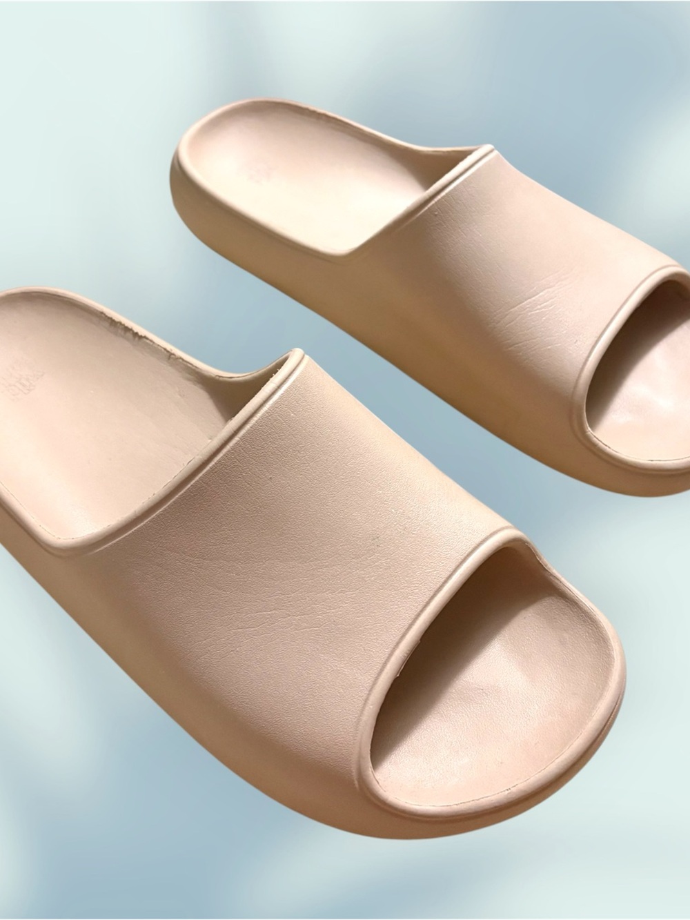 Wild Fable cream & tan slides  size 7